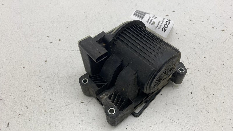 150685997D ⭕ 2017-2023 Tesla Model 3 Y Supermanifold Octovalve Pump Assembly 1506859-97-D