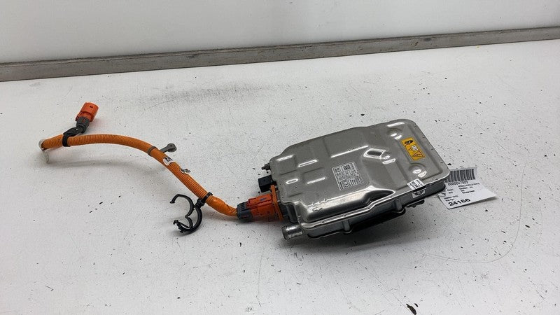 E1 122R-00 0482 2017-2023 Chrysler Pacifica Radiator Fluid Heating Module Assembly E1122R000482