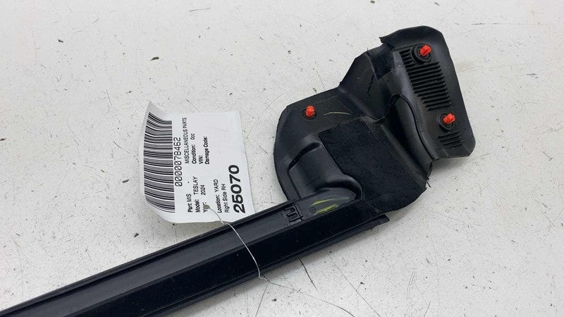 ⭕ 20-24 Tesla Model Y Rear Right Door Window Inner Belt Rubber Seal 15