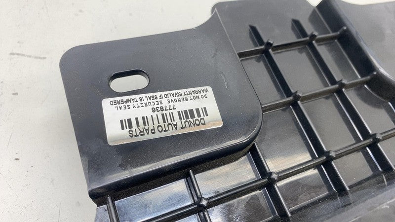 1684640-00-C ⭕ 24-25 Tesla Cybertruck Rear Bumper Center Bracket Frame Support 1684640-00-C