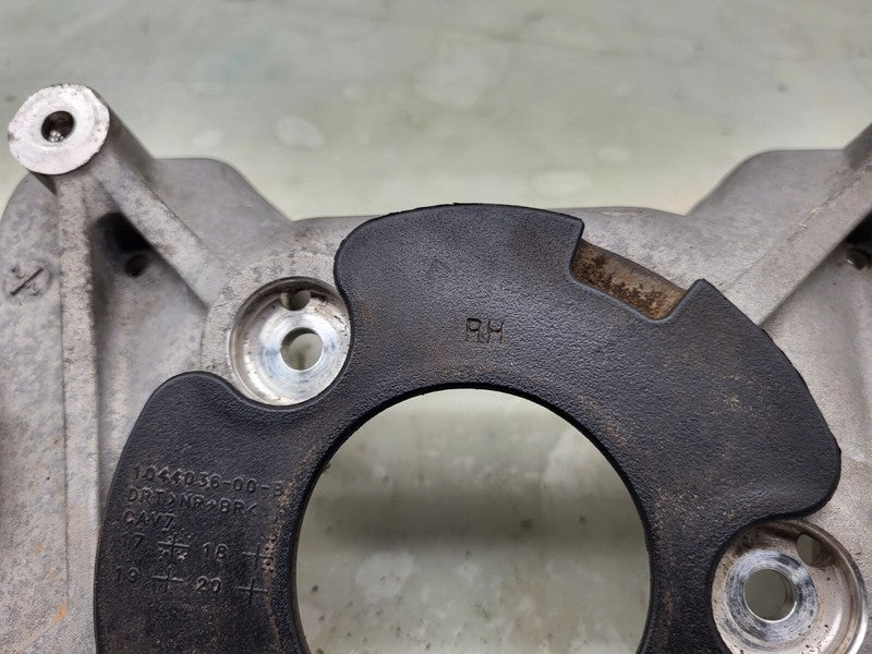 104437600D ⭕ 2017-2023 Tesla Model 3 Y Front Right Upper Strut Mount Bracket 1044376-00-D