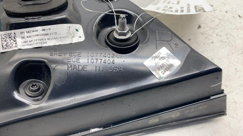 ⭕ 2017-2023 Model 3 Rear Right Inner Taillight LED Tail Lamp 3-Pin 107