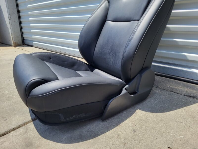 ⭕ 17-22 Tesla Model 3 Y Front Passenger Side 1st Row Seat Leather Black Right RH