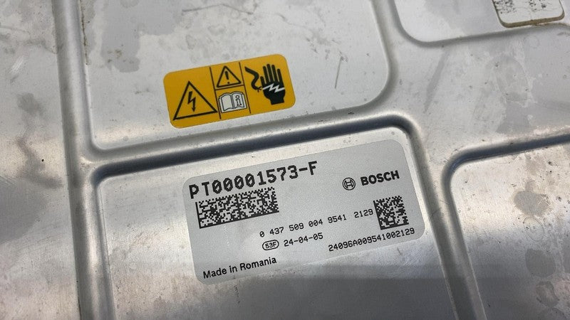 PT00001573-F ⭕ 22-24 Rivian R1S Front DC to DC Power Converter Control Module PT00001573-F