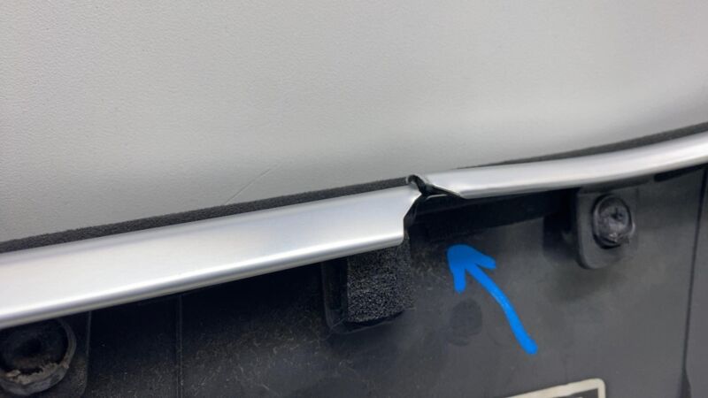1463361-99-A 2012-2015 Tesla Model S Dashboard Instrument Panel Dash Top Pad Cover Assembly