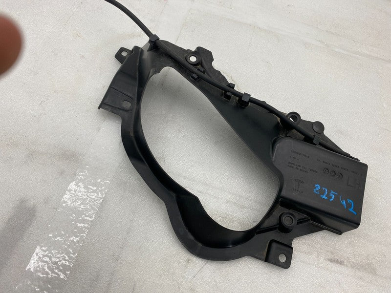 160685000B ⭕ 21-25 Tesla Model S Front Driver Side Tower Shock Cover Trim Left 1606850-00-B