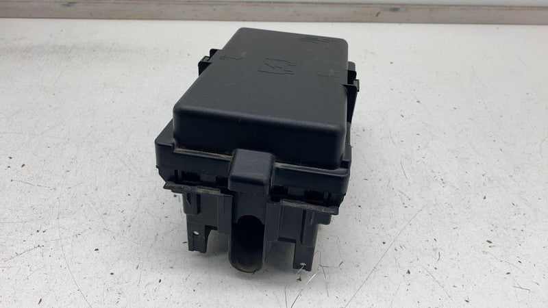 ⭕2017-2022 Chrysler Pacifica Engine Fuse Box Relay Junction Module Unit w/ Cover