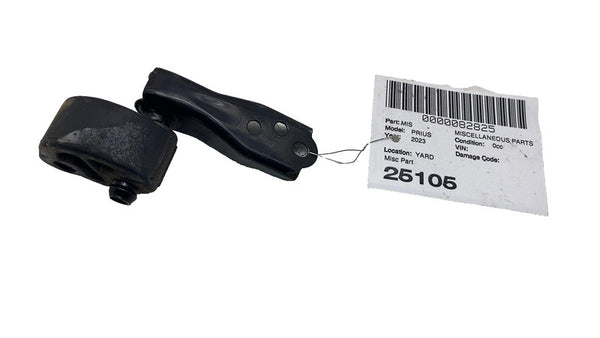 ⭕ 16-24 Toyota Prius Rear Passenger Side Exhaust Muffler Hanger w/ Bra