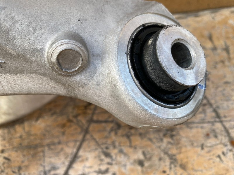 1044416 00 F 17-23 Model 3 Rear Right Side Spindle Knuckle w/ Shield & Wheel Hub 1044416-00-F