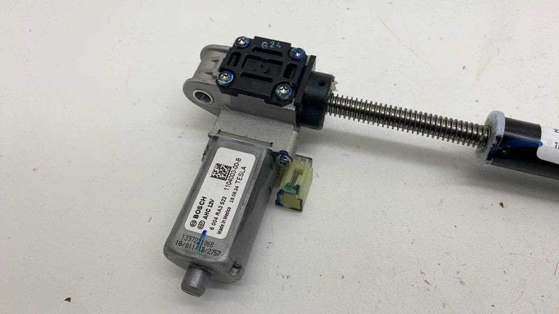 110400300B ⭕ 2017-2023 Tesla Model 3 Front Seat Height Adjuster Motor Assembly 1105907-00-A