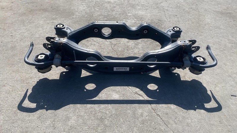 ⭕ 2014-2015 Mercedes-Benz B Electric Drive Rear Subframe w/ Stabilizer Bar Assy