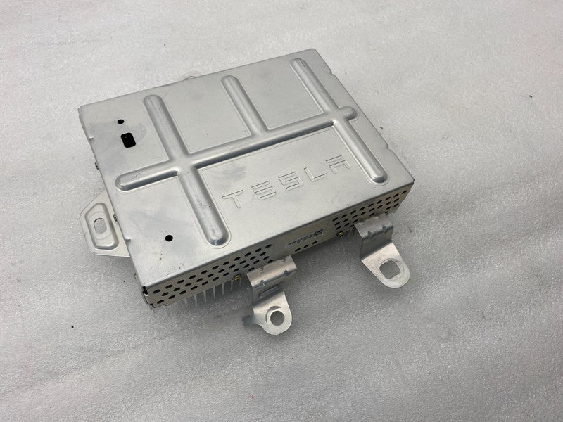 150715200A ⭕ 2020-2023 Tesla Model Y MY Radio Audio Sound System AMP Amplifier 1507152-00-A