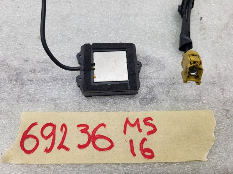 105025600B ⭕ 2012-2024 Model S Satellite Radio AM FM Amplifiers Antenna Module 1050256-00-B
