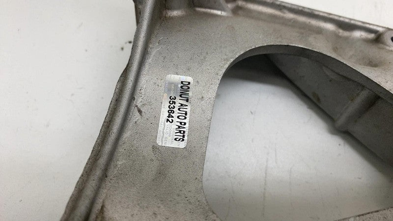 05281379AA ⭕ 17-24 Chrysler Pacifica Air Conditioning Compressor Mount Bracket 05281379AA