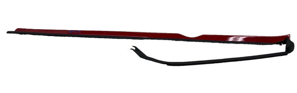 12-25 Model S Right Rocker Panel Scuff Plate Molding w/ Rubber Seal 1012217-00-F
