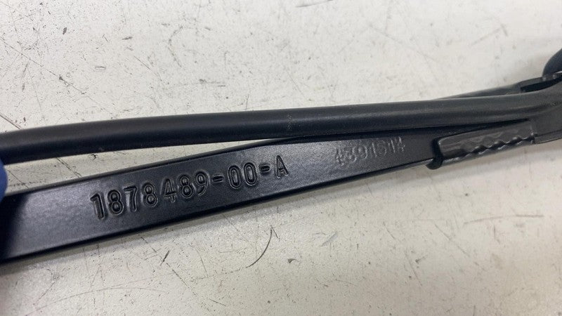 ⭕ 24-25 Tesla Model 3 Front Driver Side Windshield Wiper Arm Left 1878