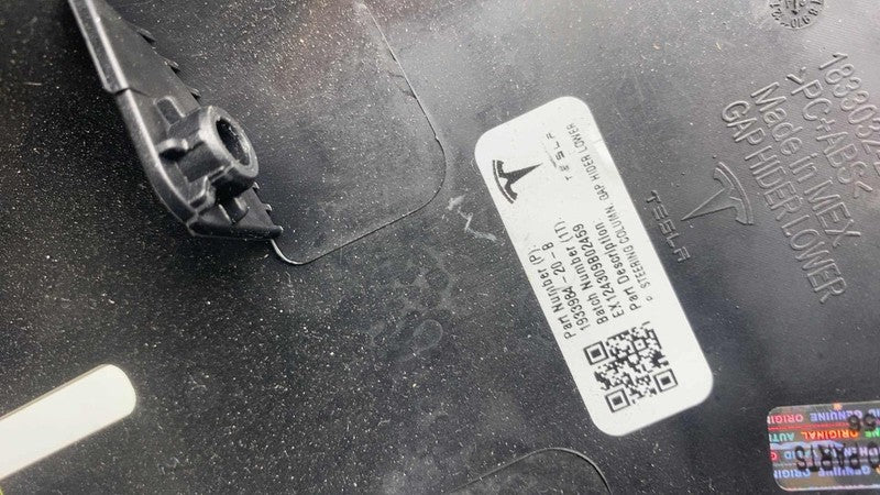 ⭕ 24-25 Model 3 M3 Instrument Panel Steering Column Upper Gap Hider 17
