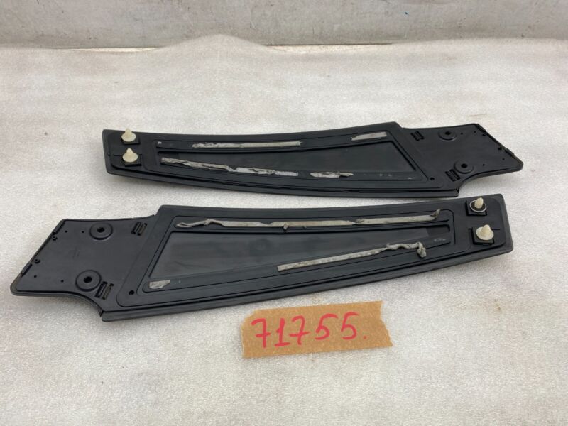 14942 ⭕ 2012-2015 Tesla Model S Left & Right Side B-Pillar Molding Applique Glass Trim