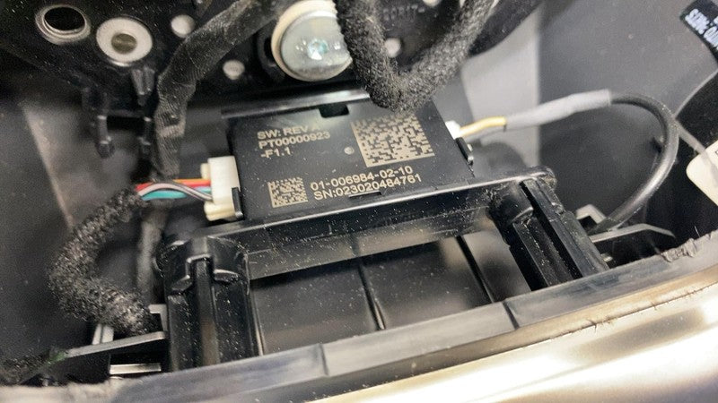 PT00015408-F 2022-2024 Rivian R1T R1S Steering Wheel with Control Switch Button PT00015408-F