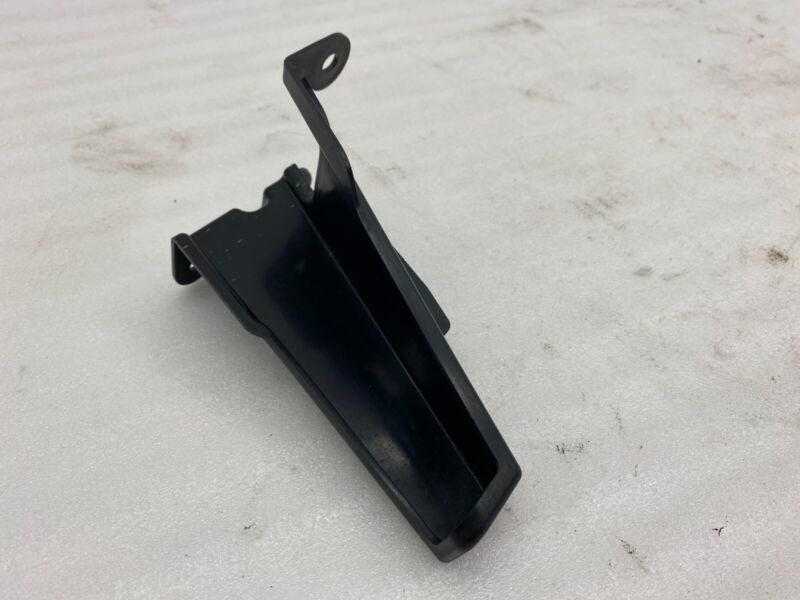 1055405 00 B ⭕16-20 Model X MX Passenger Side Cowl Panel Extension Bracket Right 1055405-00-B