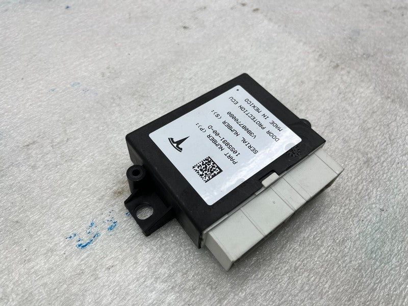 1055891 00 D ⭕16-23 Model X Rear Left Falcon Door Ultrasonic Control Module Unit 1055891-00-D