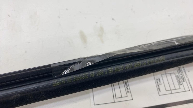 ⭕ 2020-2024 Tesla Model Y Rear Right Door Window Outer Belt Assy 14957