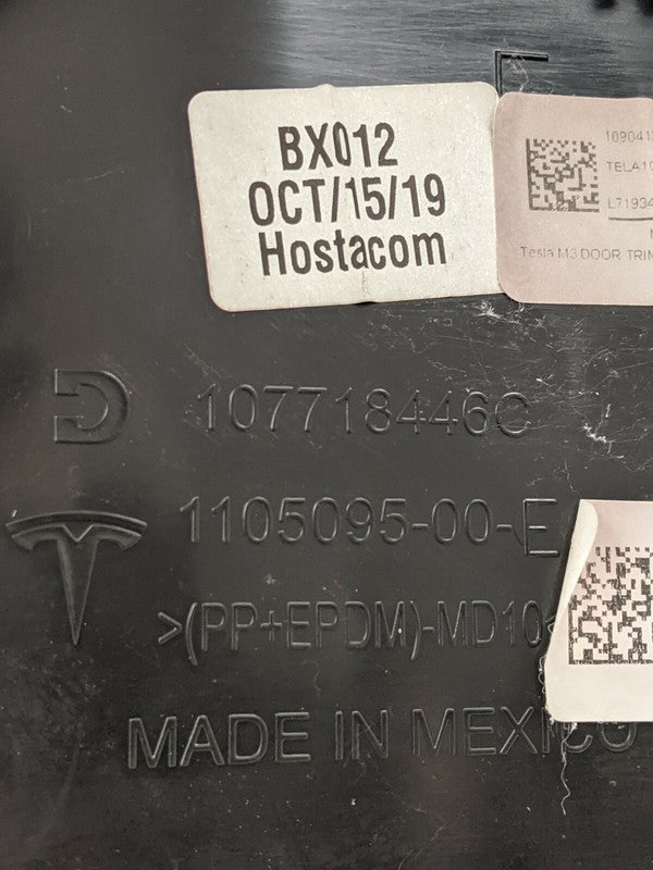 1105095 00 E ⭕2017-2020 Tesla Model 3 Rear Side Door Panel Trim Cover White Left 1105095-00-E