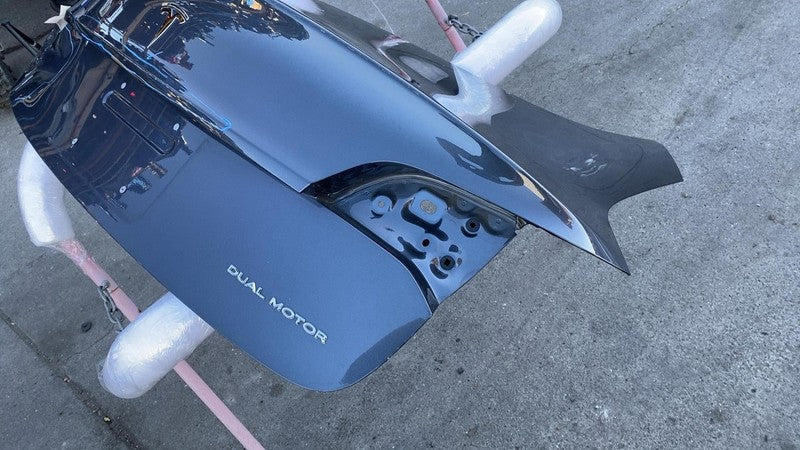 2017-2020 Tesla Model 3 M3 Rear Trunk Tailgate Liftgate Decklid Shell 