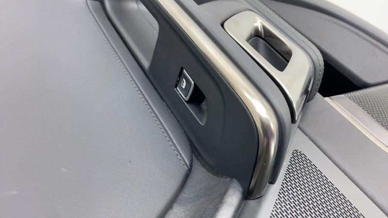 PT00001245 ⭕2022-2024 Rivian R1T R1S Rear Right Door Panel Trim Card Cover Black PT00001245