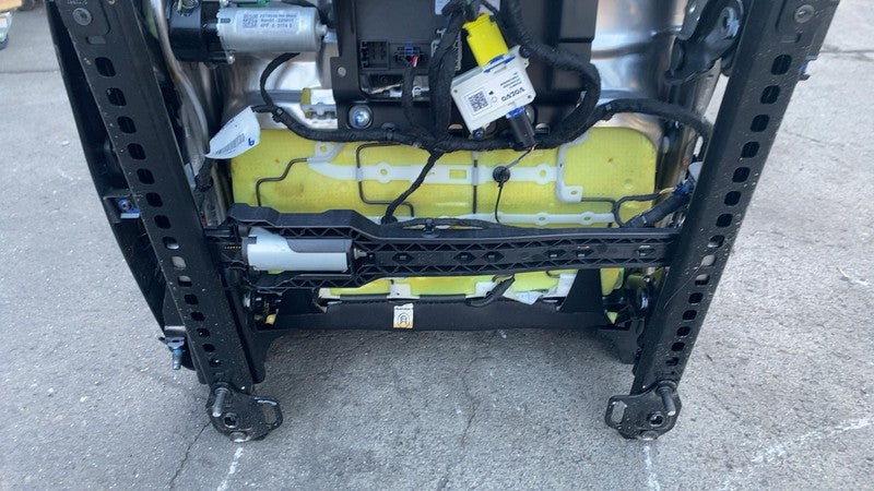 ⭕21-24 Polestar 2 Front Passenger Side 1st Row Seat Cushion w/ Track Frame Right