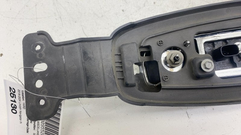 ⭕ 2018-2024 Lincoln Navigator Front Grille Illuminated Star Emblem JL7