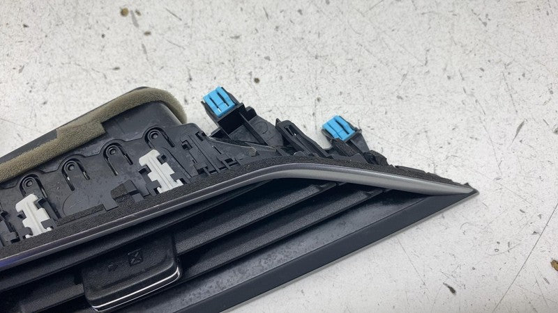 66100SJ000 2019-2023 Subaru Forester Front Right Center Dashboard Dash Air Vent Grille OEM