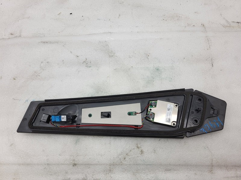 110043700C ⭕ 17-23 Model 3 Driver Side B-Pillar Applique Glass w/ Camera Left 1100437-00-C