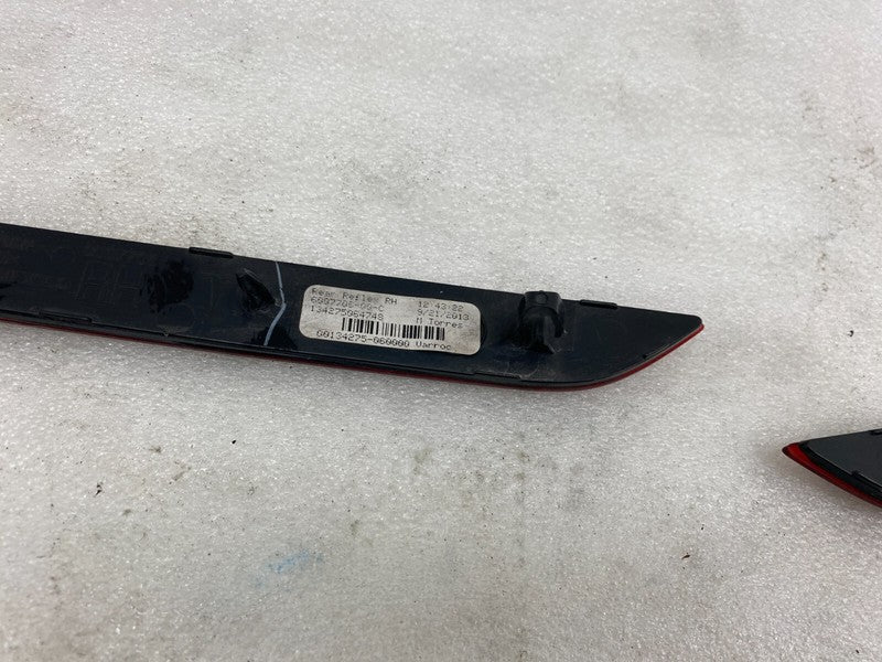 ⭕12-20 Model S Rear Left & Right Bumper Lamp Reflector 6007705-00-C/60