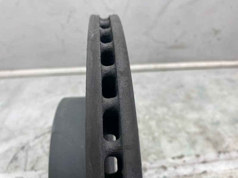 2020 2021 2022 2023 Tesla Model Y Front Left or Right Brake Disc Rotor Assembly