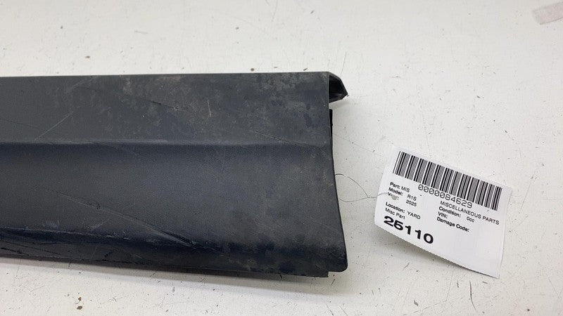⭕ 2022-2025 Rivian R1S Front Left Lower Molding Cladding Trim Panel PT