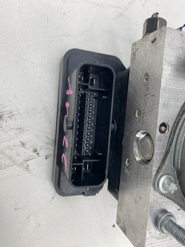 1044745 00 B ⭕ 20-23 Tesla Model Y Anti-Lock ABS Brake System Pump Unit Module 1044745-00-B