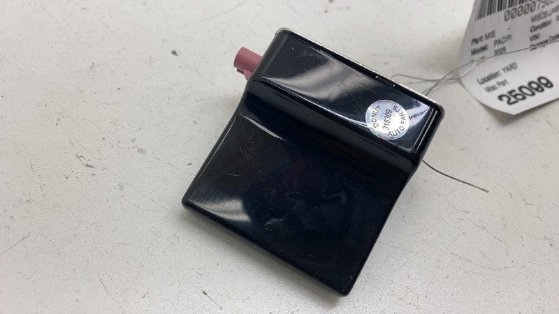 68688830AA ⭕ 2025 Chrysler Pacifica Satellite Radio Antenna Control Module Unit 68688830AA