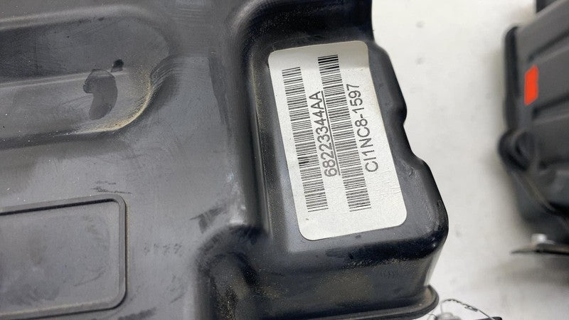 68223343AA ⭕ 15-17 Jeep Wrangler Left & Right Subwoofer Audio Speaker 68223343AA/68223344AA