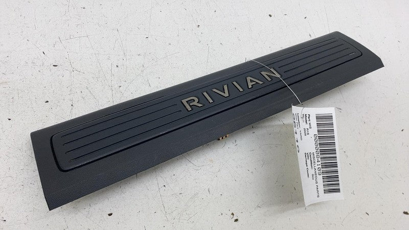 PT00219777 ⭕2025 Rivian R1S Front Left or Right Door Sill Scuff Plate Trim Cover PT00219777