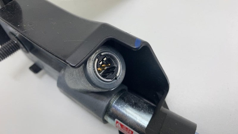 12-20 Tesla Model S Left Seat Belt 1st Row Lap Pretensioner Model X 16