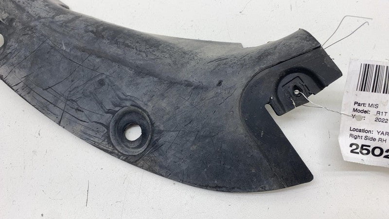 PT00200923C ⭕ 2022-2024 Rivian R1T R1S Front Right Underbody Trim Molding Cover PT00200921-C