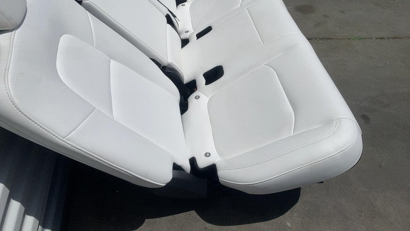 ⭕2020-2022 Tesla Model Y Rear 2nd Row Seat (5-Seater) Premium PUR Whit