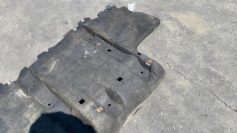 ⭕2017-2024 Chrysler Pacifica Rear Underbody Pan Diffuser Panel Splash Shield OEM