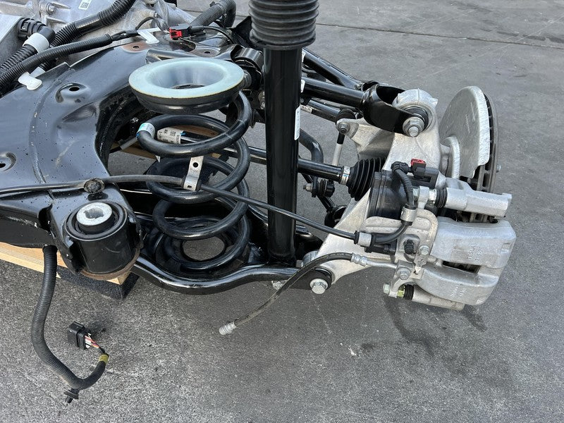 ⭕ 2020-2023 Tesla Model Y Rear Drive Unit w/ Subframe & Suspension 112
