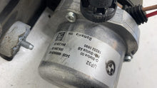 2019 BMW 530E G30 Hybrid Electric Brake Vacuum Pump Assembly 34336880628-02 OEM