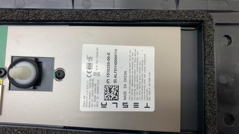 ⭕ 20-23 Model Y Left Exterior B-Pillar Applique Glass Trim LH AP3 1506