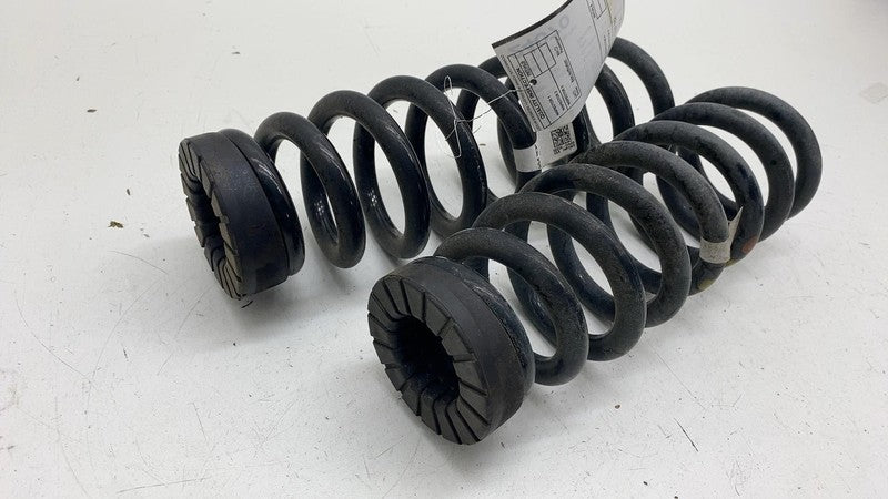 ⭕22-24 Hyundai Ioniq 5 PAIR Rear Left & Right Suspension Coil Spring 5