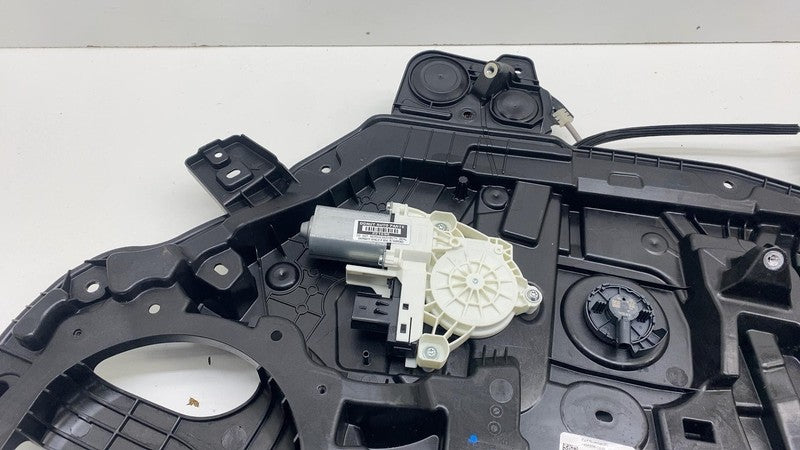 ⭕20-24 Model Y Front Right Door Window Regulator & Motor w/ Carrier 14