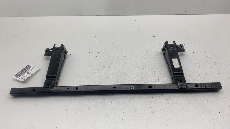 PT01061916 ⭕ 25 Rivian R1S Front Lower Slam Panel Radiator Support PT01061916 / PT01061918